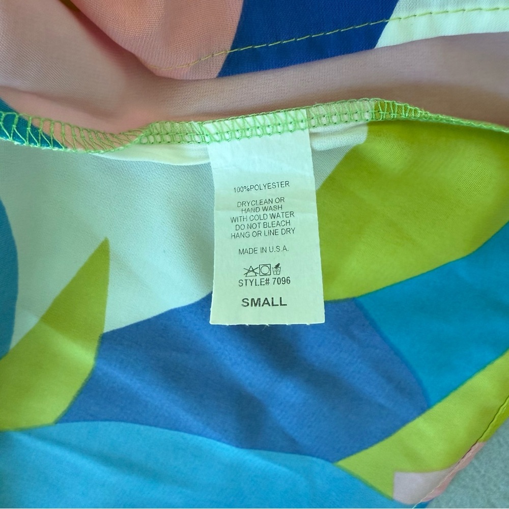 Entro Colorful Abstract Print Top - Picture 5 of 6